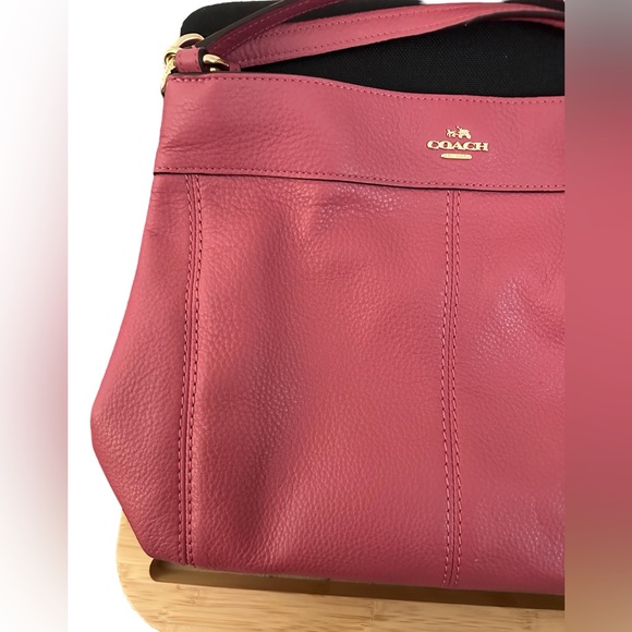 Coach Shoulder Bag in Rose Pink - Picture 2 of 12